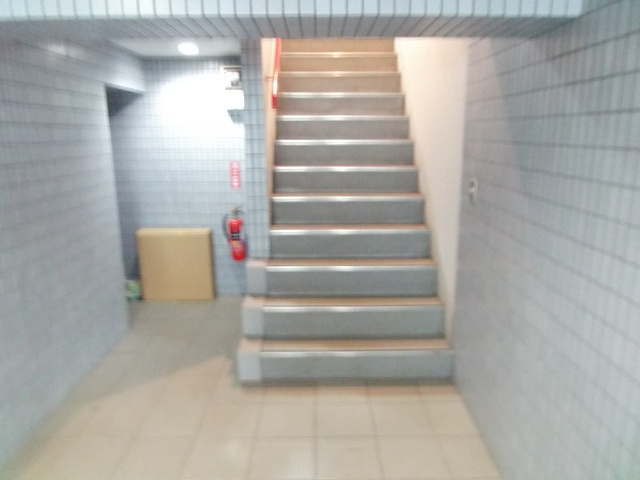 ヌーボー北のその他共用部分|エントランス中も綺麗ですよ♪