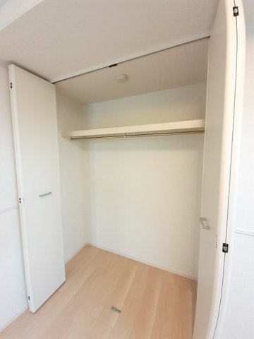 エレガントカーサⅢの収納