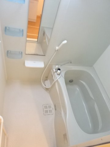 ローズマリーＡの浴室