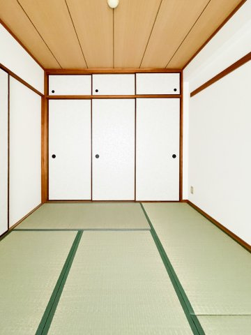 エンゼルハイム伊丹の和室