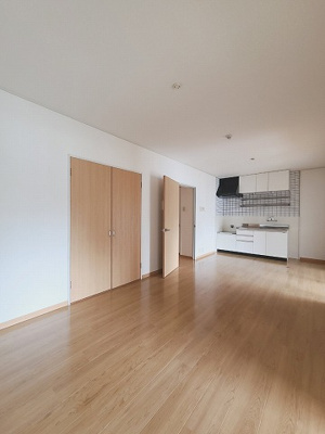 【居間・リビング】 | サンフィールハイツ