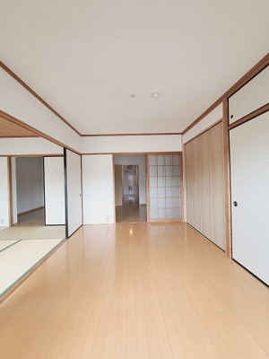 【洋室】 | サンフィールハイツ