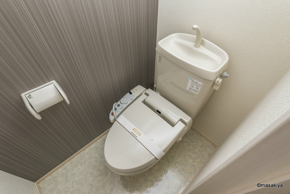 セジュール桐原のトイレ|トイレ　ウォシュレット付きです。