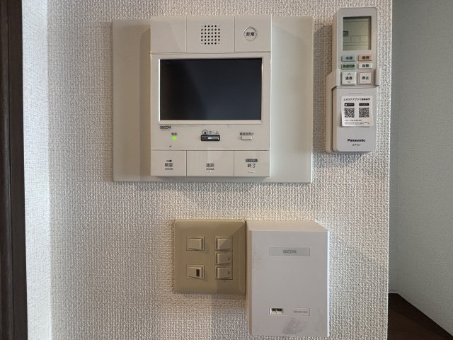 【TVモニター付きインターフォン】