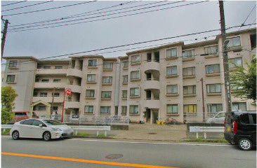 メゾンドベルウッドA棟