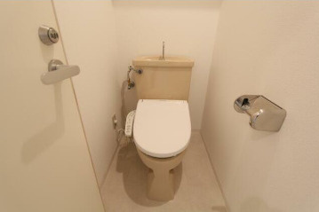 メゾンドベルウッドA棟のトイレ