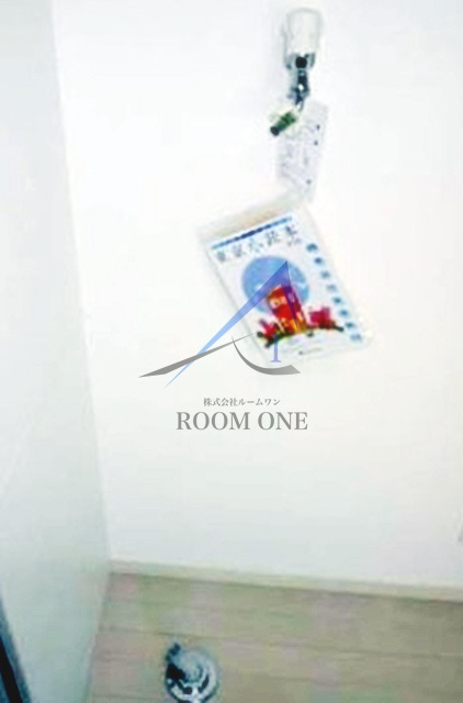 エスポワール西尾久の設備|洗濯機置き場です。