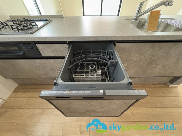 茅ヶ崎市本村２期　新築一戸建て全1棟のキッチン|食洗機付いてます