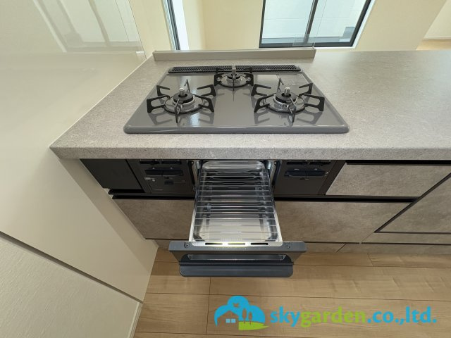 茅ヶ崎市本村２期　新築一戸建て全1棟のキッチン|ガスコンロ・グリル