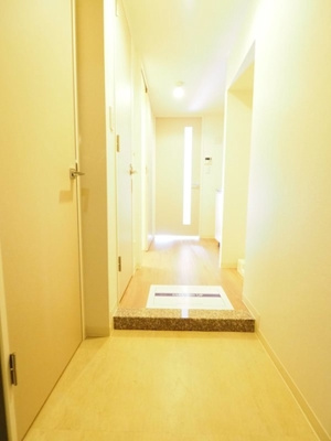 【玄関】 | 新品家具付きマンション本郷8(KaGood東京)