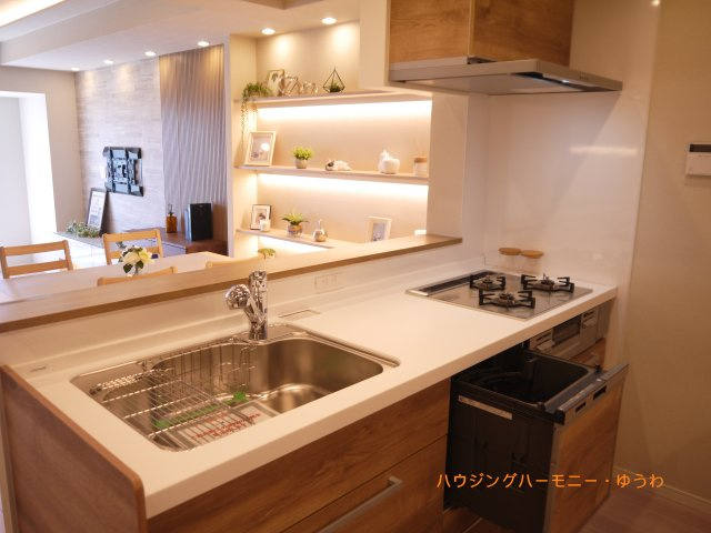 【キッチン】 | サンクレイドルレヴィール池袋 | 快適な日常を支える機能性と強さがひとつになったキッチンです。