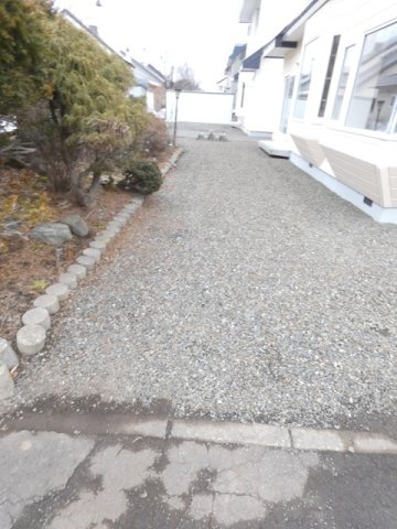 睦３－５－１６貸家の駐車場