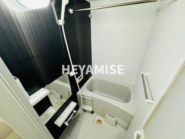 ヴィオラ田中町HillⅠの浴室