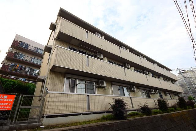 イリヴェール東ヶ丘の外観