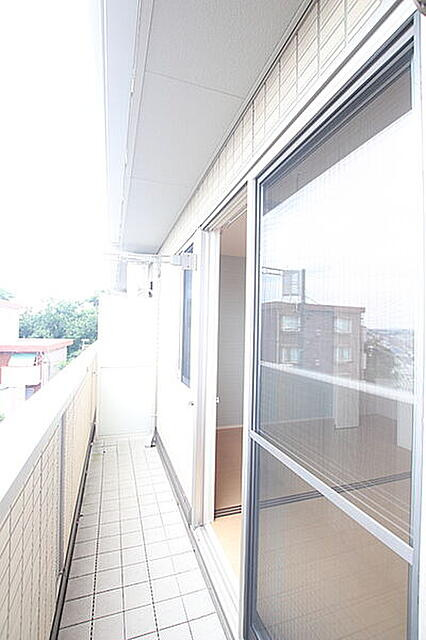イリヴェール東ヶ丘のバルコニー
