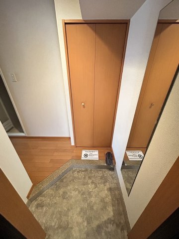 【玄関】プレサンス神戸裁判所前