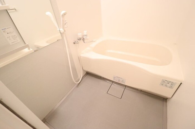 【浴室】 | ＦＯＲＥＳＴ ＷＩＮＤ | 浴室