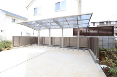 【その他共用部分】 | リリー アネラ | 駐輪場