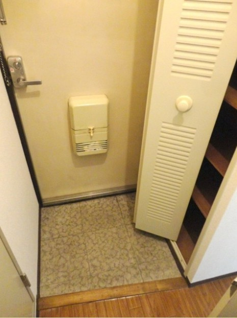 サンモール調布の玄関