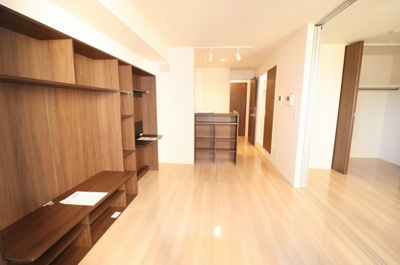 【居間・リビング】 | ボナール | リビングルーム １０．１帖