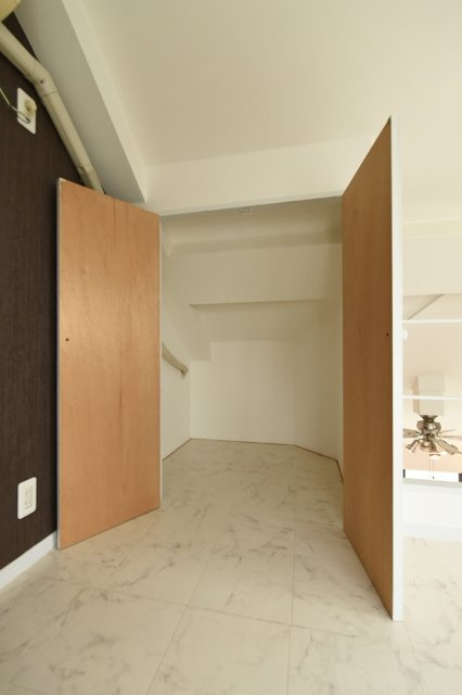 スワンレイクイン目白ストリートの収納