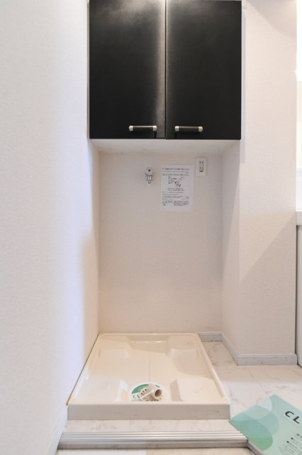 スワンレイクイン目白ストリートの設備|室内洗濯機置場