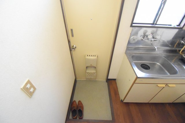 ローズハウスの玄関