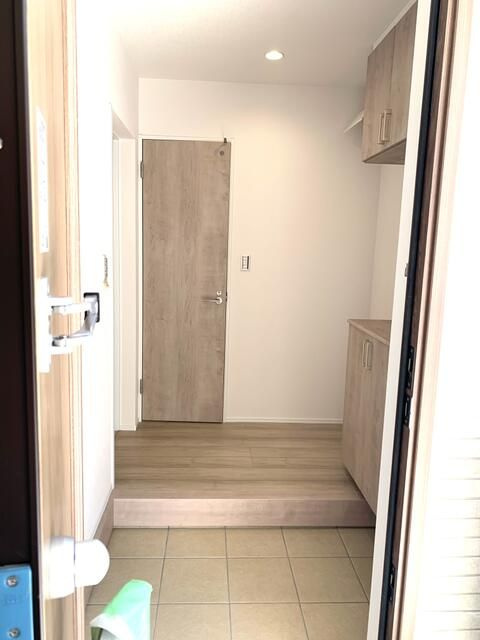 ヴェルデ本牧の玄関