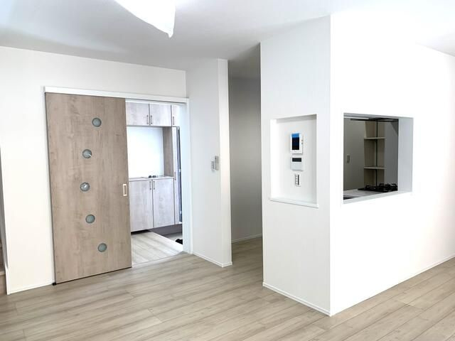 ヴェルデ本牧の居間・リビング