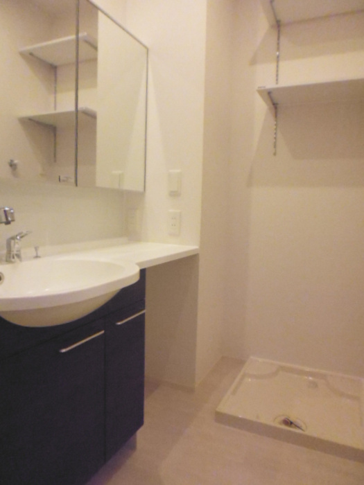 プリムローズの洗面所|脱衣スペースもあります