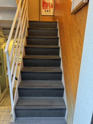 【玄関】 | フォーナイン三宮ビル