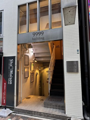 【エントランス】 | フォーナイン三宮ビル