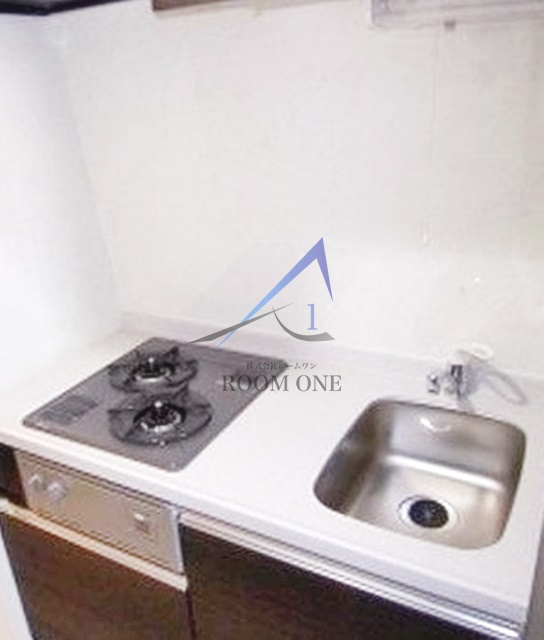 ＡＲＴＥＳＳＩＭＯ　ＡＲＤＩＴＯのキッチン|キッチンです。