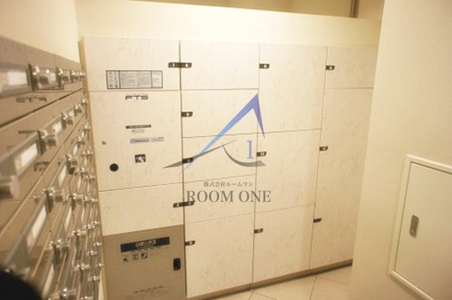 日神デュオステージ両国のその他共用部分|宅配ボックスです。