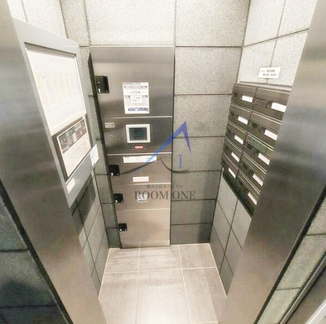 フィヤージュ南桜公園のその他共用部分|宅配ボックスと集合ポストです。