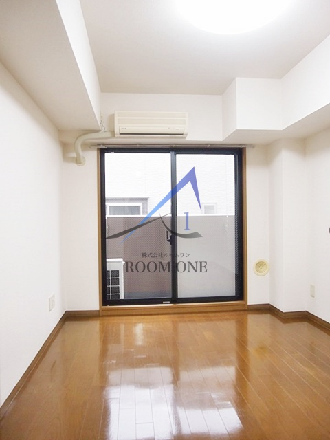 ルーブル都立大学Ⅱの居間・リビング|洋室のお部屋です。