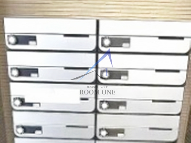 Ｍ．Ｅ　ｍａｉｓｏｎ