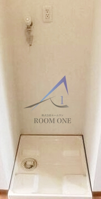 春日壱番館の設備|洗濯機置き場です。