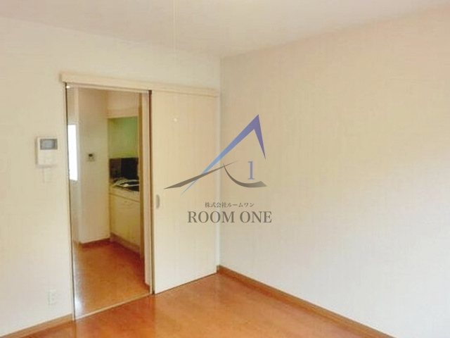 春日壱番館の居間・リビング|洋室のお部屋です。