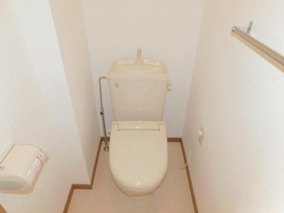 【トイレ】 | エトワールⅢ | 清潔感のあるトイレです