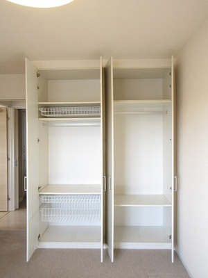 【収納】 | ナイスロイヤルタワー宇都宮中央 | 洋室約７.０畳クロゼット　※内装前　※2026年2月撮影