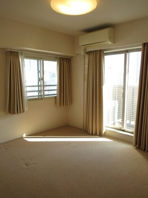 【その他】 | ナイスロイヤルタワー宇都宮中央 | 洋室約５.３畳　※内装前　※2026年2月撮影