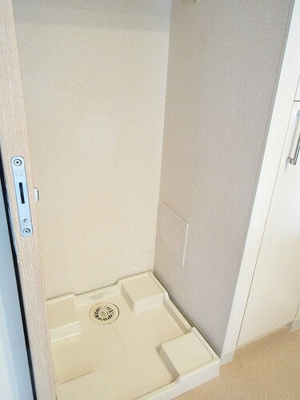 【設備】 | ナイスロイヤルタワー宇都宮中央 | 室内洗濯機置場　※内装前　※2026年2月撮影