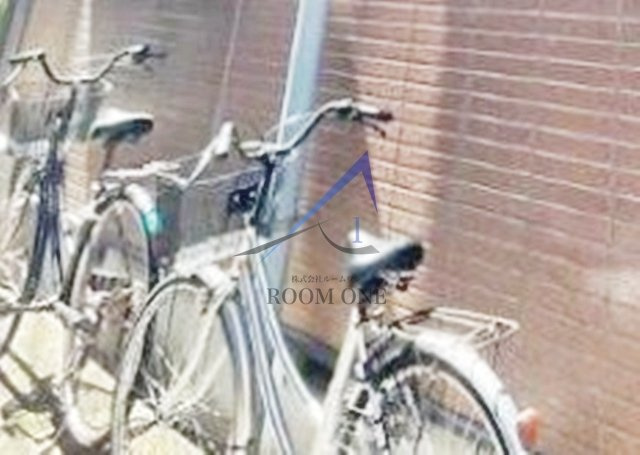 カールトンハウスのその他共用部分|駐輪場です。