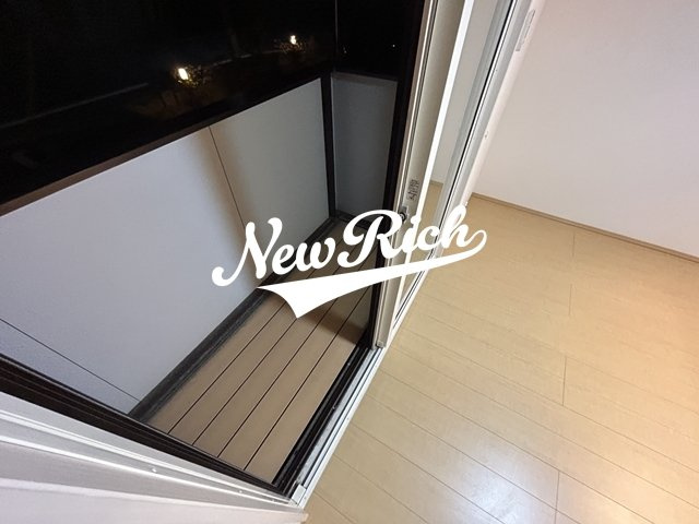 前橋市西片貝町４丁目のアパートのバルコニー