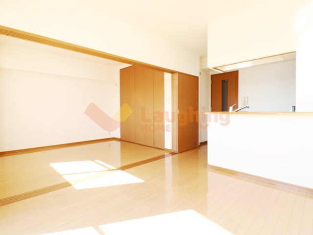 クレスト大善寺の居間・リビング|おしゃれな居間です