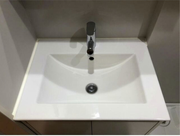 TEN-NOM HOUSE PREMIERの洗面所