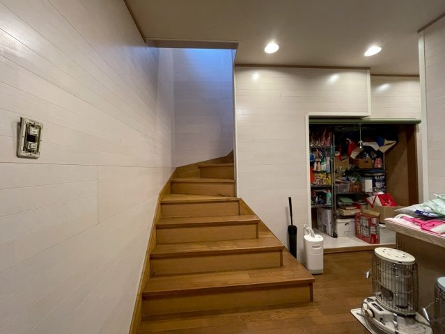 那珂市中台　中古戸建の内装