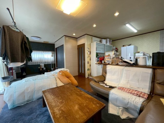 那珂市中台　中古戸建の居間・リビング