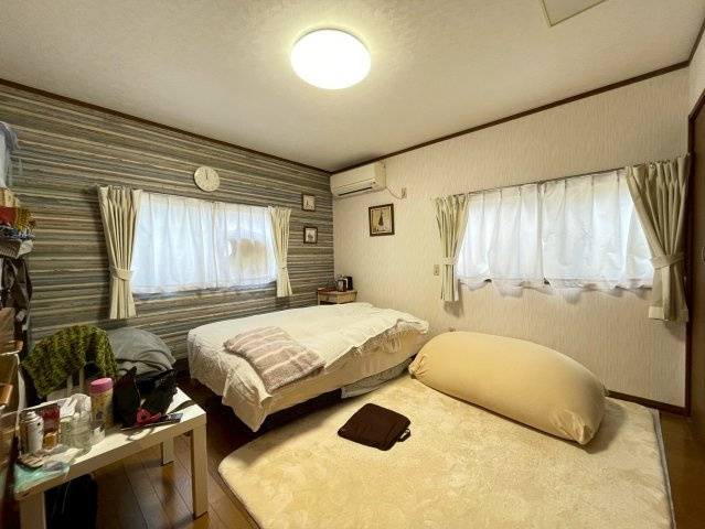 那珂市中台　中古戸建の洋室